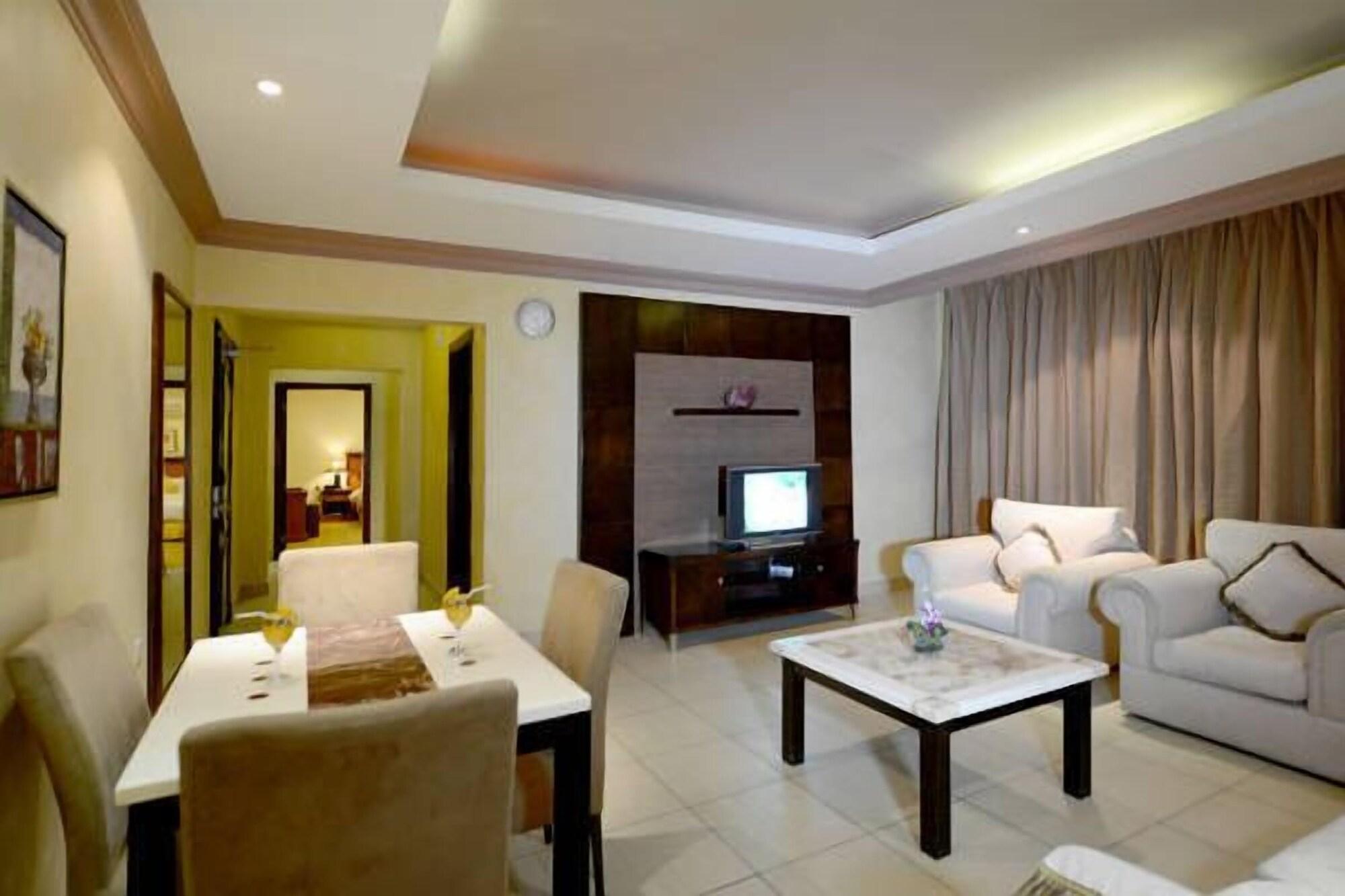 Boudl Al-Morouj Aparthotel Riyadh Ngoại thất bức ảnh